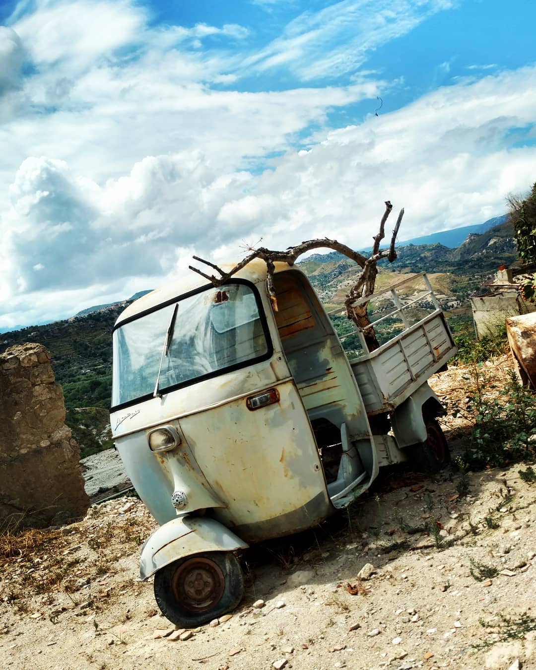 slideshow image